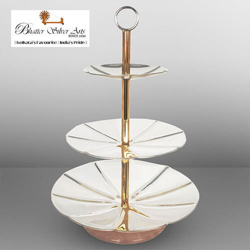 Cake Platter with Quartz Base