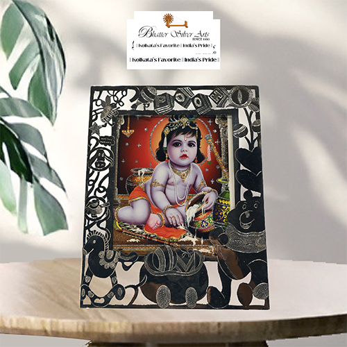 Baby Design – Cut-work Frame